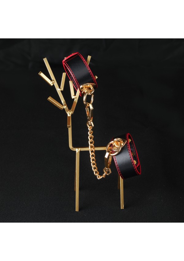 Ādas plaukstas aproces