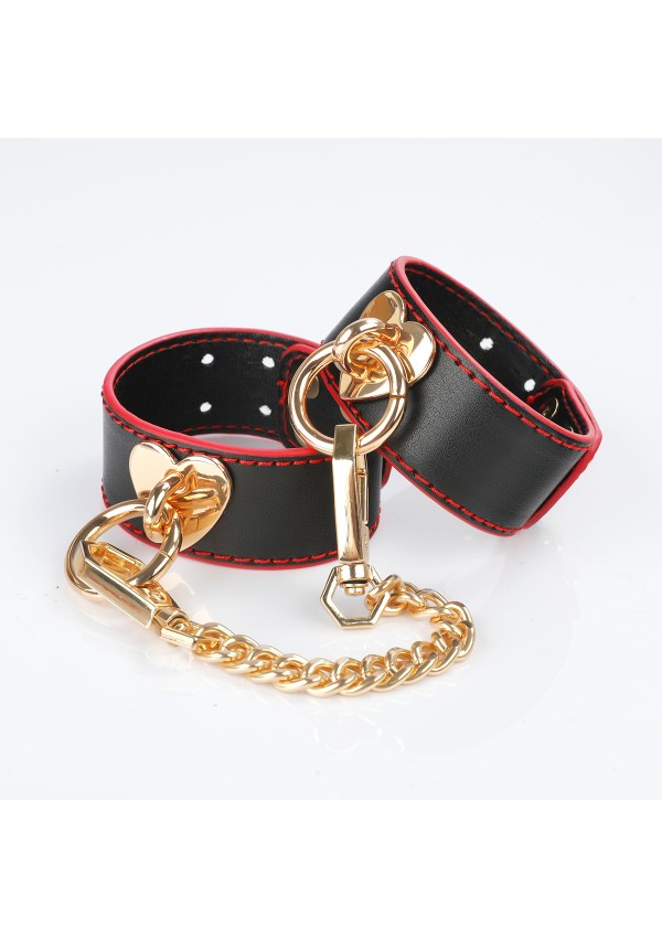 Ādas plaukstas aproces