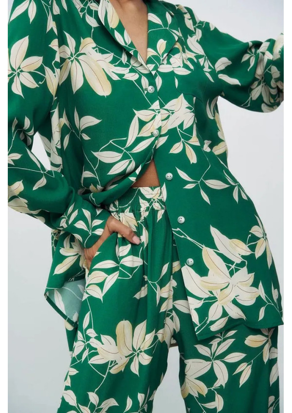 Brīvā laika tērps Vita